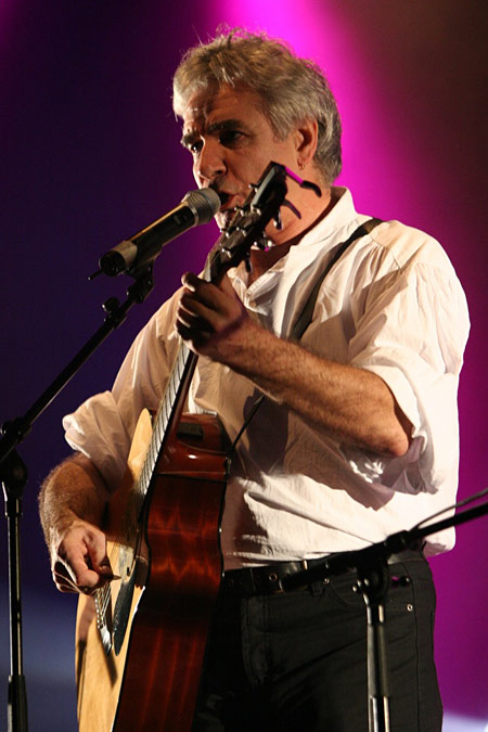 Yannig Ar Bleiz à la guitare